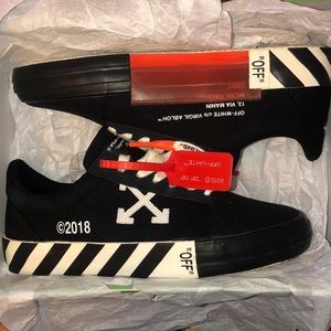 Off-White Vulc Low Top